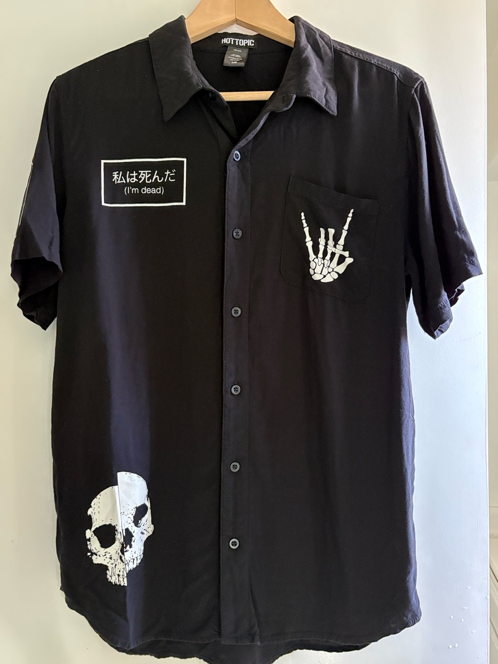 Hot Topic Black Short-Sleeve Button-Down Shirt with White Skull & Skeleton Patch